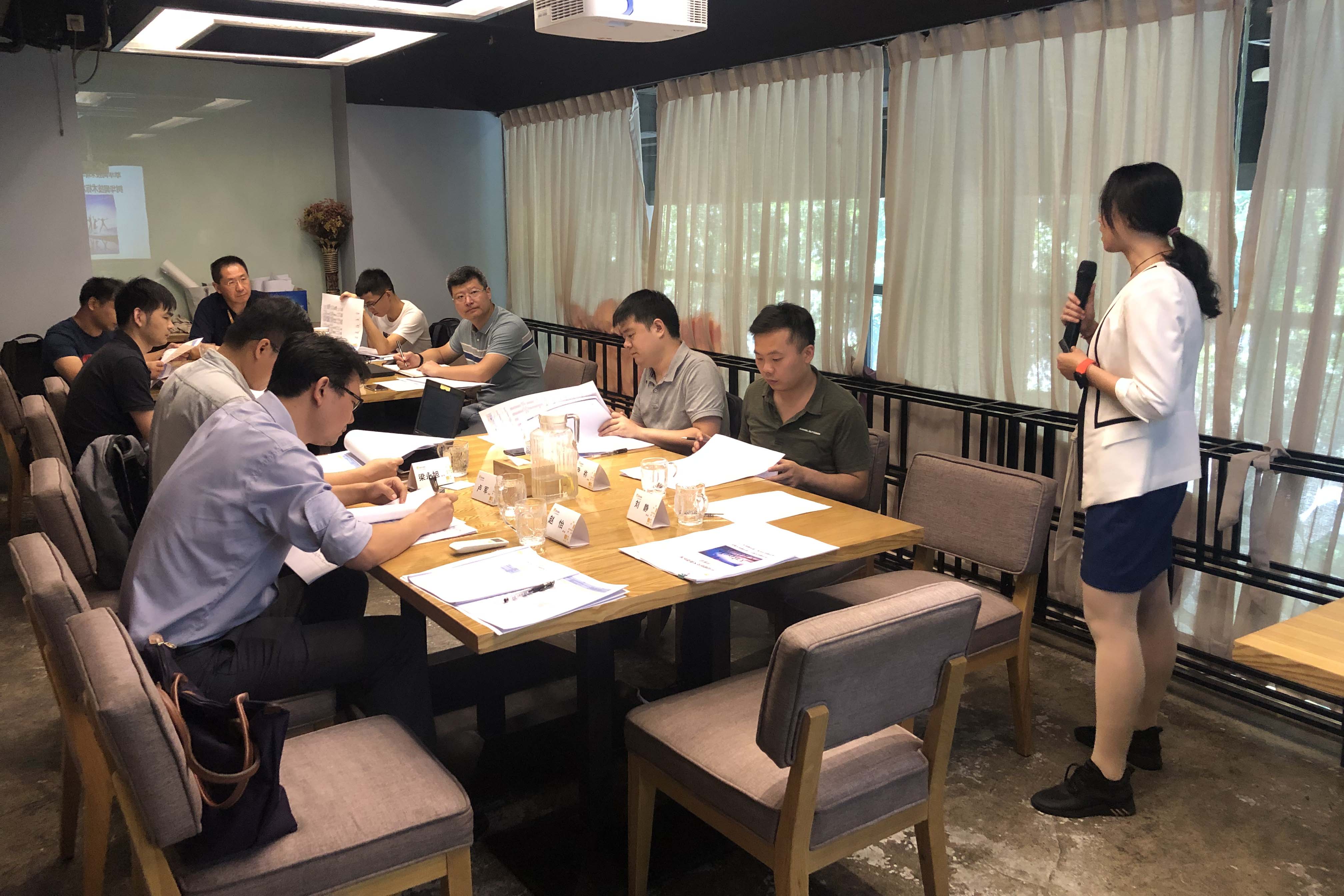 华润网络召开技术通道建设研讨会.jpg